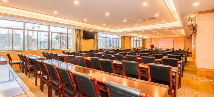 维也纳酒店(平乐汽车站店)图片