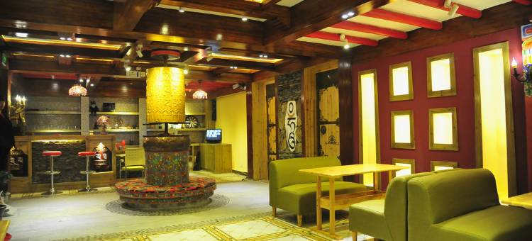 拉萨若初见梨花驿站图片