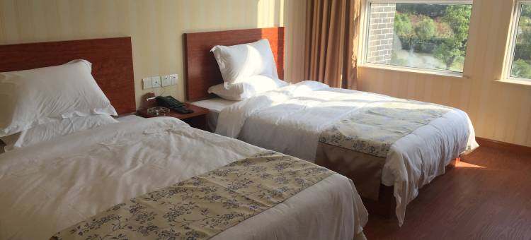 泰兴中华红枫园酒店客房部图片