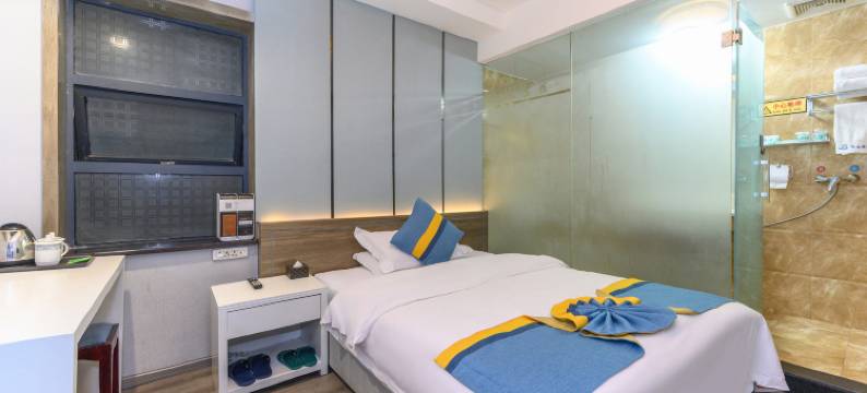 新巴山宾馆(达州城市中心广场店)图片