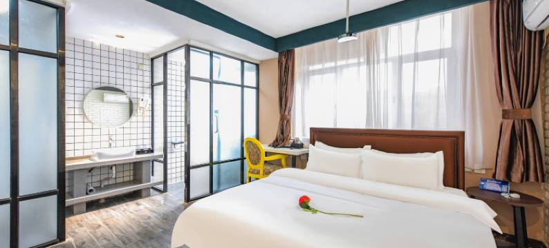 悦为漫酒店(徐水火车站店)图片