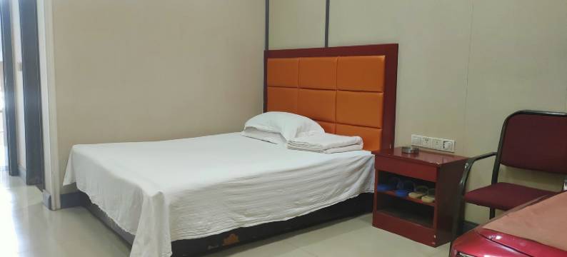 华天商务宾馆图片