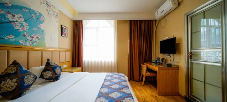 爱捷商务酒店(高铁站纪念碑店)图片