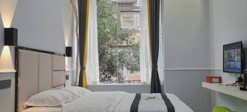 重庆花园时尚酒店图片