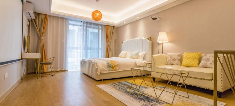 心悦影院酒店(宜昌万达店)图片