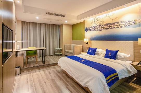 速8精选酒店(定远大润发店)