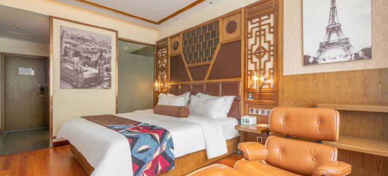 康定飞聚酒店(康定新城广场店)图片