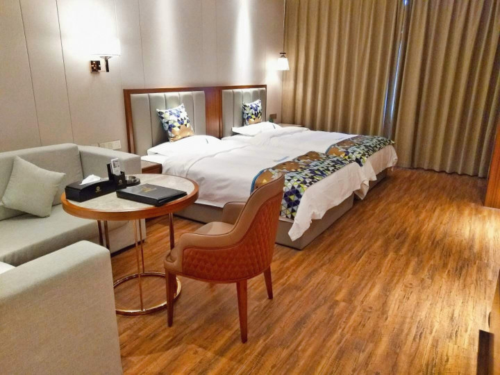 Jinhu Yang International Hotel Over view