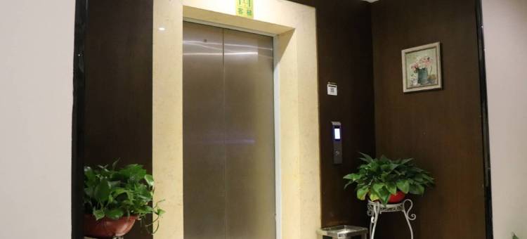 云朵连锁酒店(黄冈科技职业学院店)图片