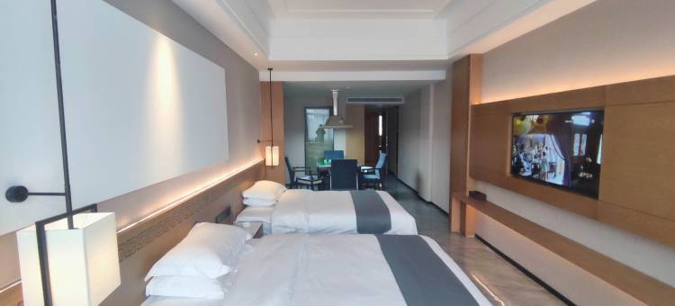 龙源大酒店(岳阳火车站南湖广场店)图片