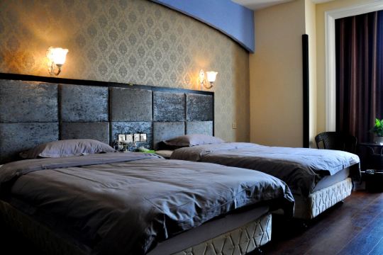 内黄至美风情主题酒店