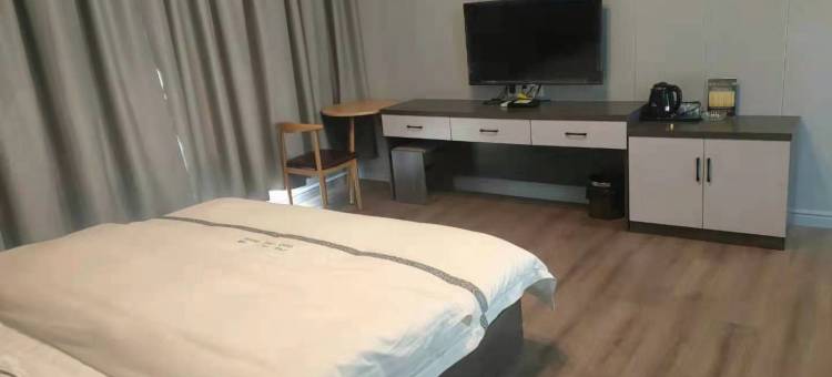 翘楚酒店(芒市机场店)图片