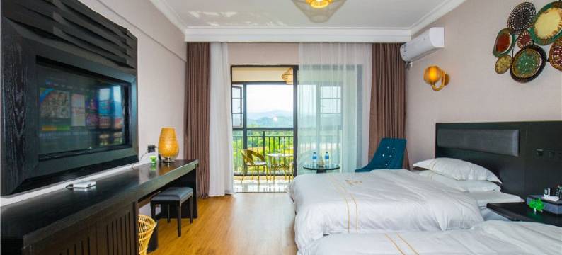 西双版纳菠萝酒店图片