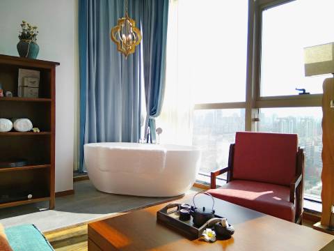 宁波巴丽假日酒店(鄞州万达广场印象城店)图片