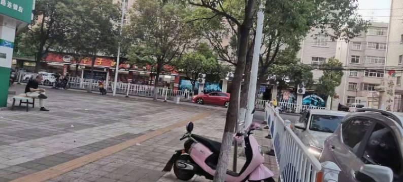 楚雄昕尚酒店图片