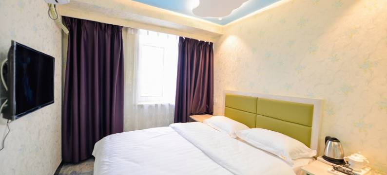 大连天晟宾馆(大连火车站东关街历史文化街区店)图片