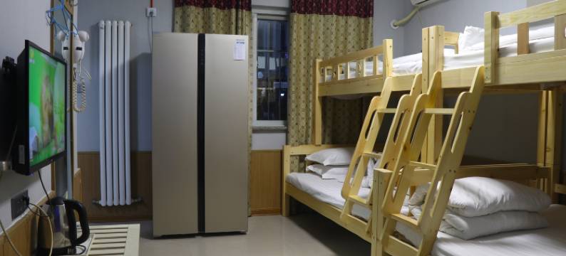 苹果主题酒店(辉县南关时代广场店)图片