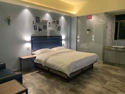 西雅图酒店式公寓(广州商学院汤村地铁站店)