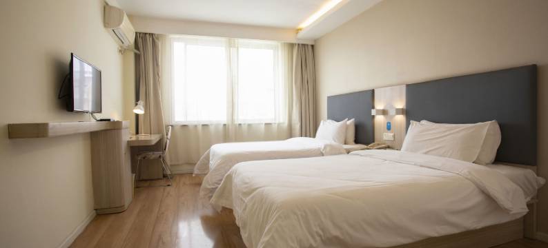 信谊酒店(山海关古城火车站店)图片