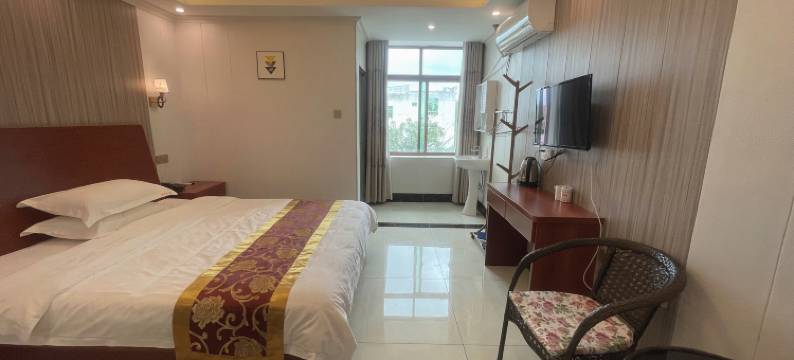 琼海中原燕源酒店(博鳌机场店)图片