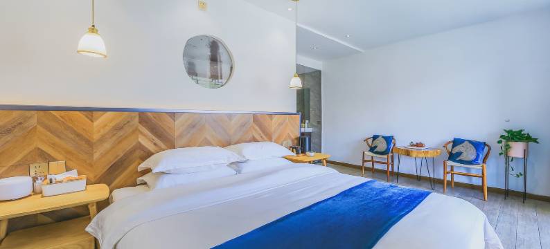 凤凰一舍花开轻奢江景民宿(凤凰古城店)图片