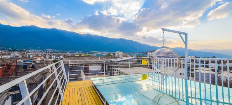 卡卡旅拍民宿(大理古城店)图片