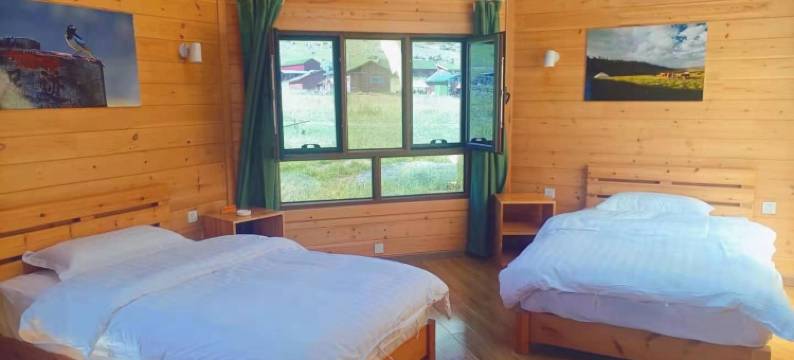 喀纳斯石人山庄图片