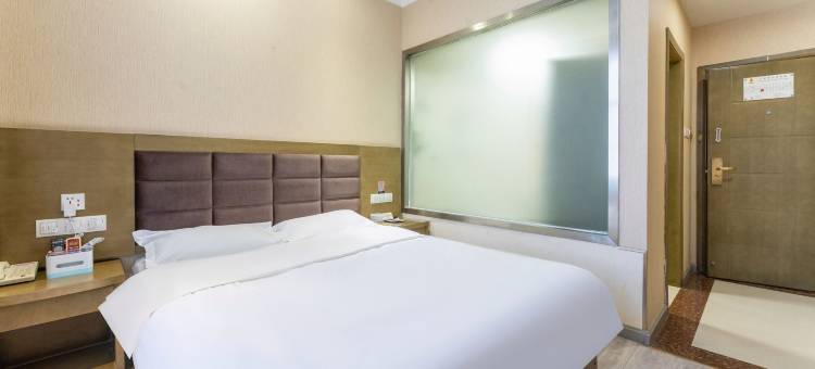 速8酒店(酒泉南苑店)图片