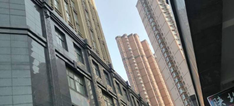 西安泊美民宿(南飞鸿乐荟中心三爻地铁站店)图片