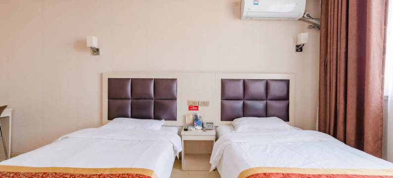 周口鸿运酒店(客运中心站五一广场店)图片