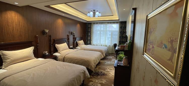 德惠怡美小镇假日酒店(住邦城市广场店)图片