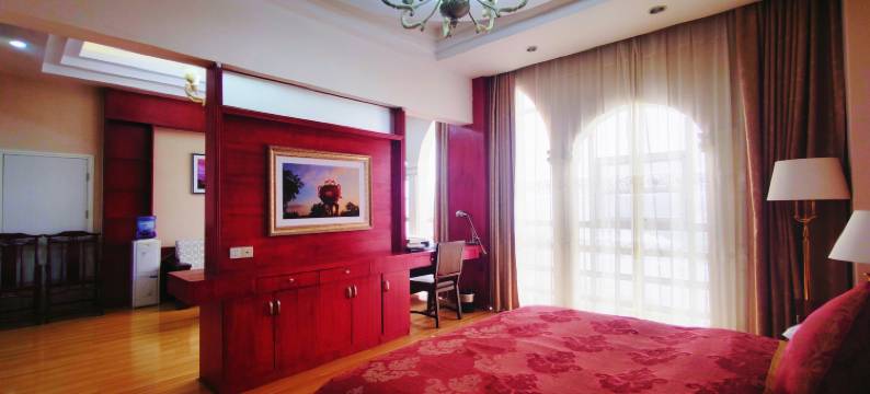 鑫海湾国际酒店(新县火车站店)图片