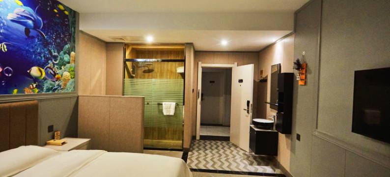 宿迁竞美影尚主题酒店(幸福北路店)图片