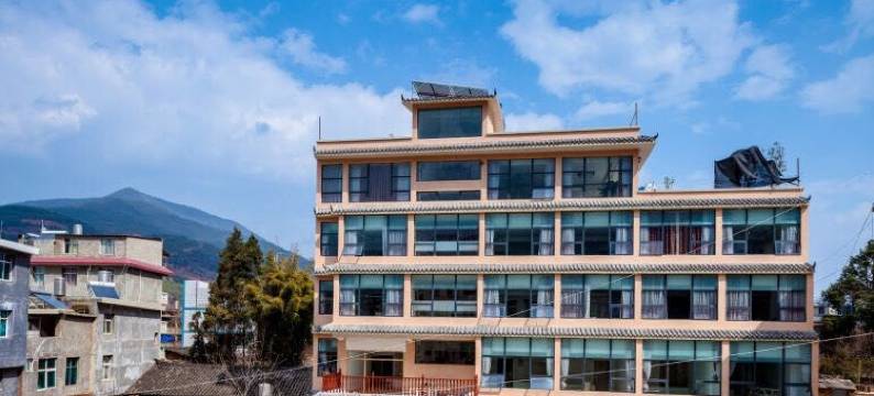 禄劝酉荘酒店图片