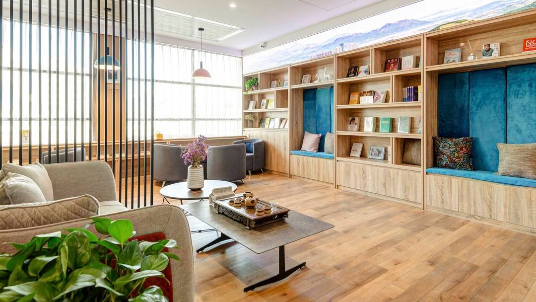 花筑·栖霞曼逸精品酒店(栖霞汽车站店)图片