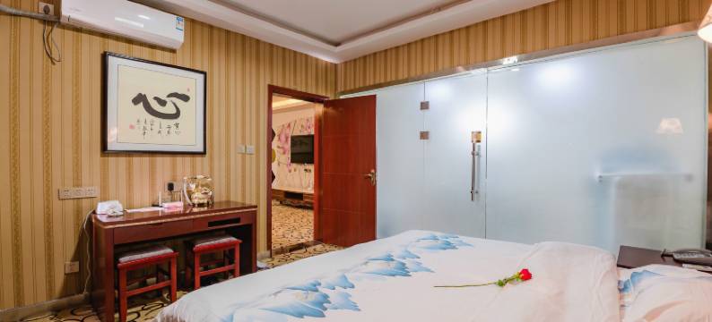 嘉峪关中途大酒店图片