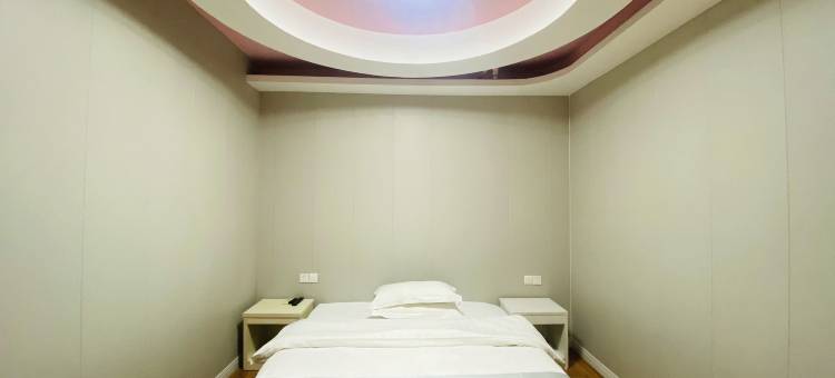 途窝假日酒店(盐城滨海鑫鼎国际广场店)图片