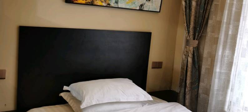 肯定连锁酒店(南京玄武湖公园店)图片