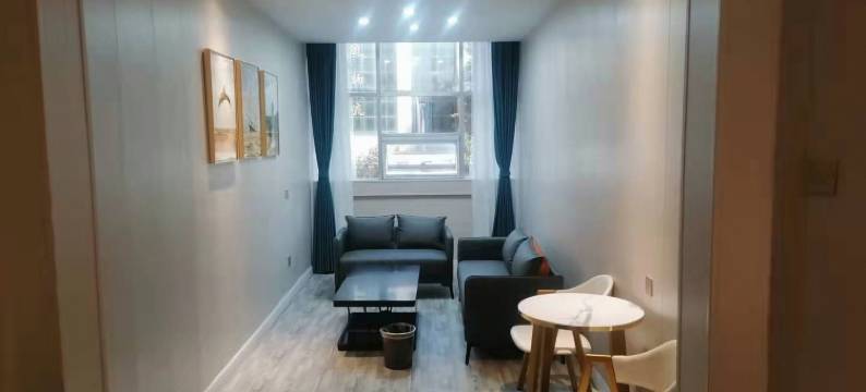 馨洁云酒店(南漳水镜广场店)图片