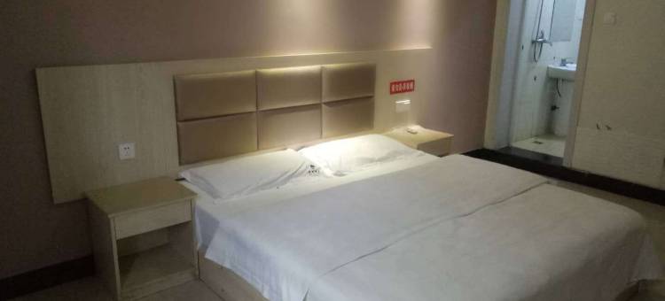 襄阳尹美主题宾馆(湖北文理学院理工学院店)图片