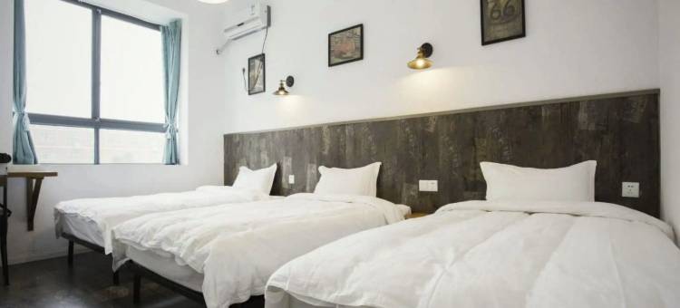 轻住·怡客之家酒店(银川鼓楼步行街店)图片