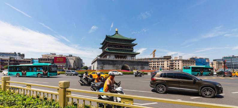 梦想旅行家太空舱青年旅社(西安钟楼回民街店)图片