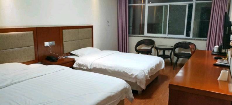 岳西鑫天源宾馆图片