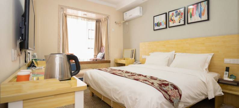 武汉家友站酒店(光谷广场中南民族大学店)图片