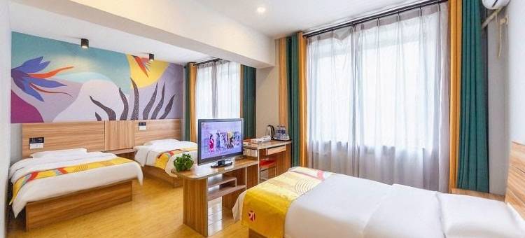 派酒店(兰州火车站客运中心店)图片