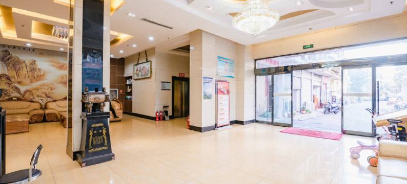 信阳小皮孩商务会所图片