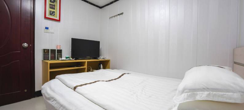 聚缘宾馆(南昌摩天轮店)图片