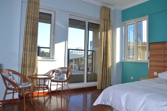 威海零度青年客栈(威海站韩乐坊店)