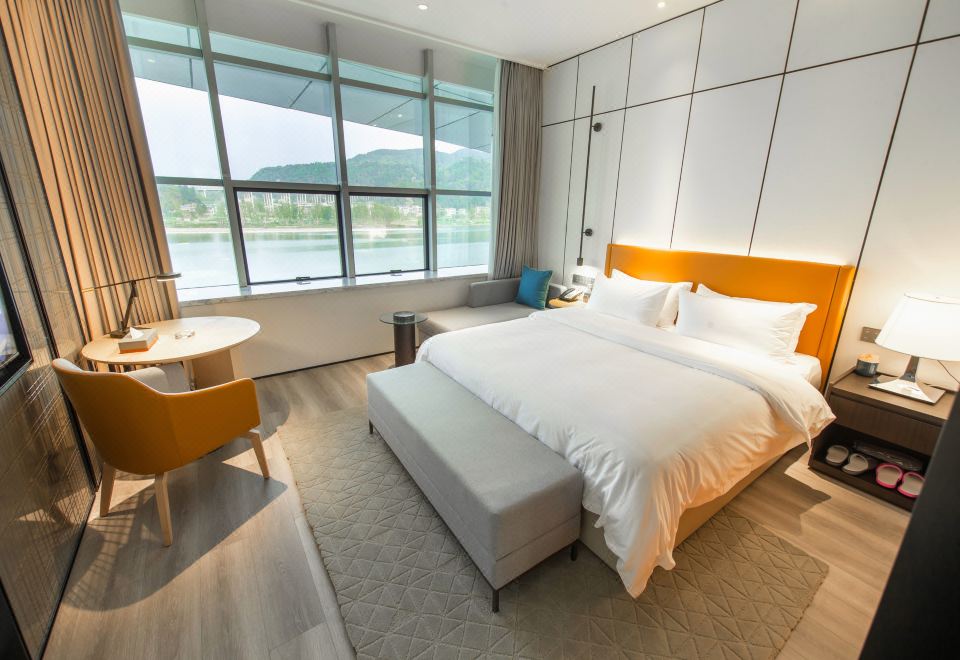 Shehong Xinyue Riverside Holiday Hotel Hotel Overview