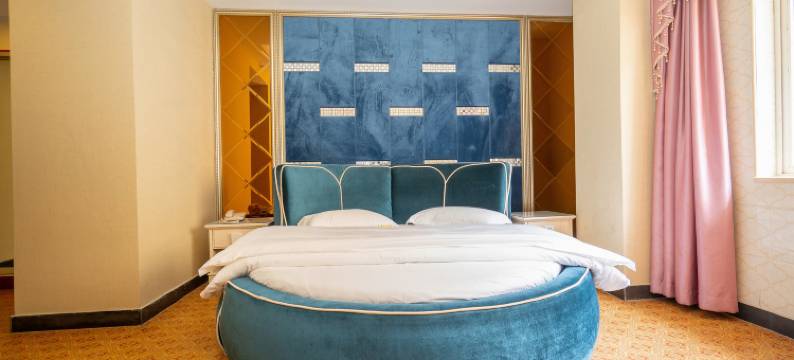 巴厘阳光酒店(瑞安街地铁站武汉理工大学南湖校区店)图片